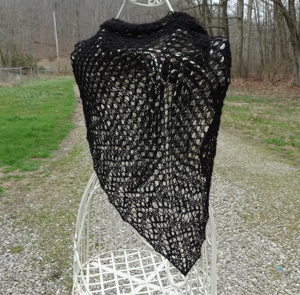 Black Alpaca Shawlette