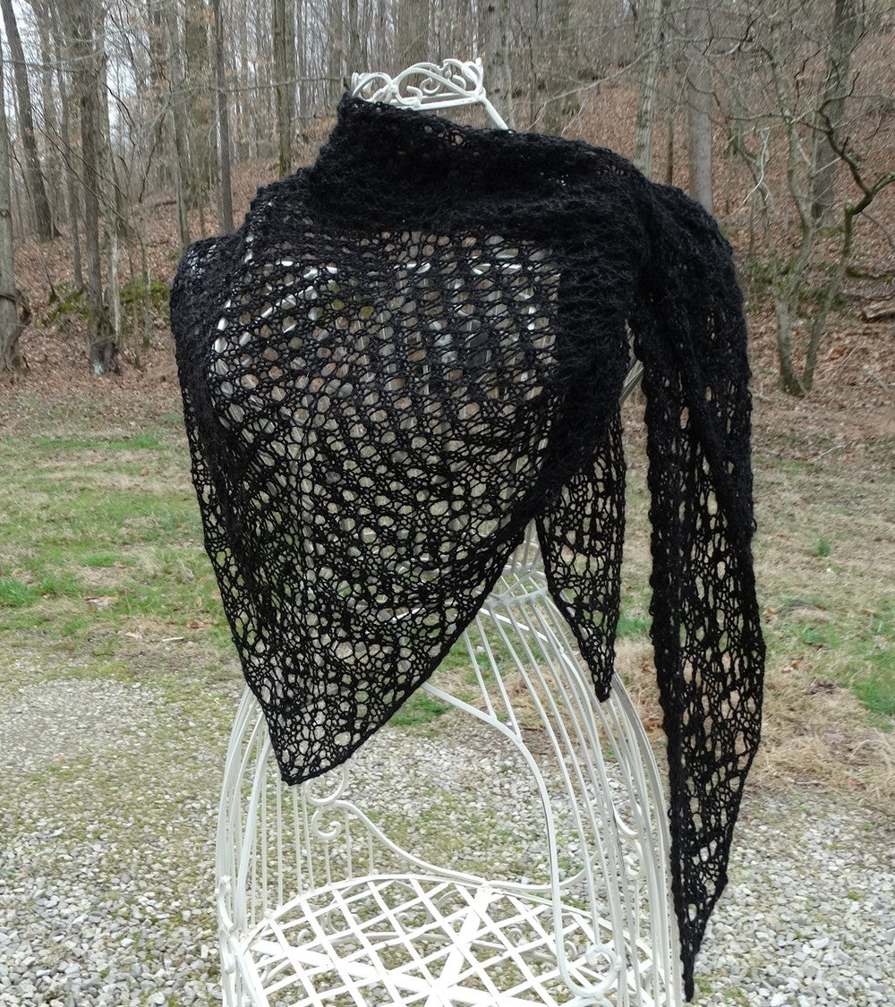 Black Alpaca Shawlette