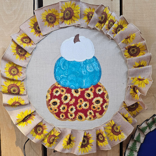 3 stacked Pumkins Applique